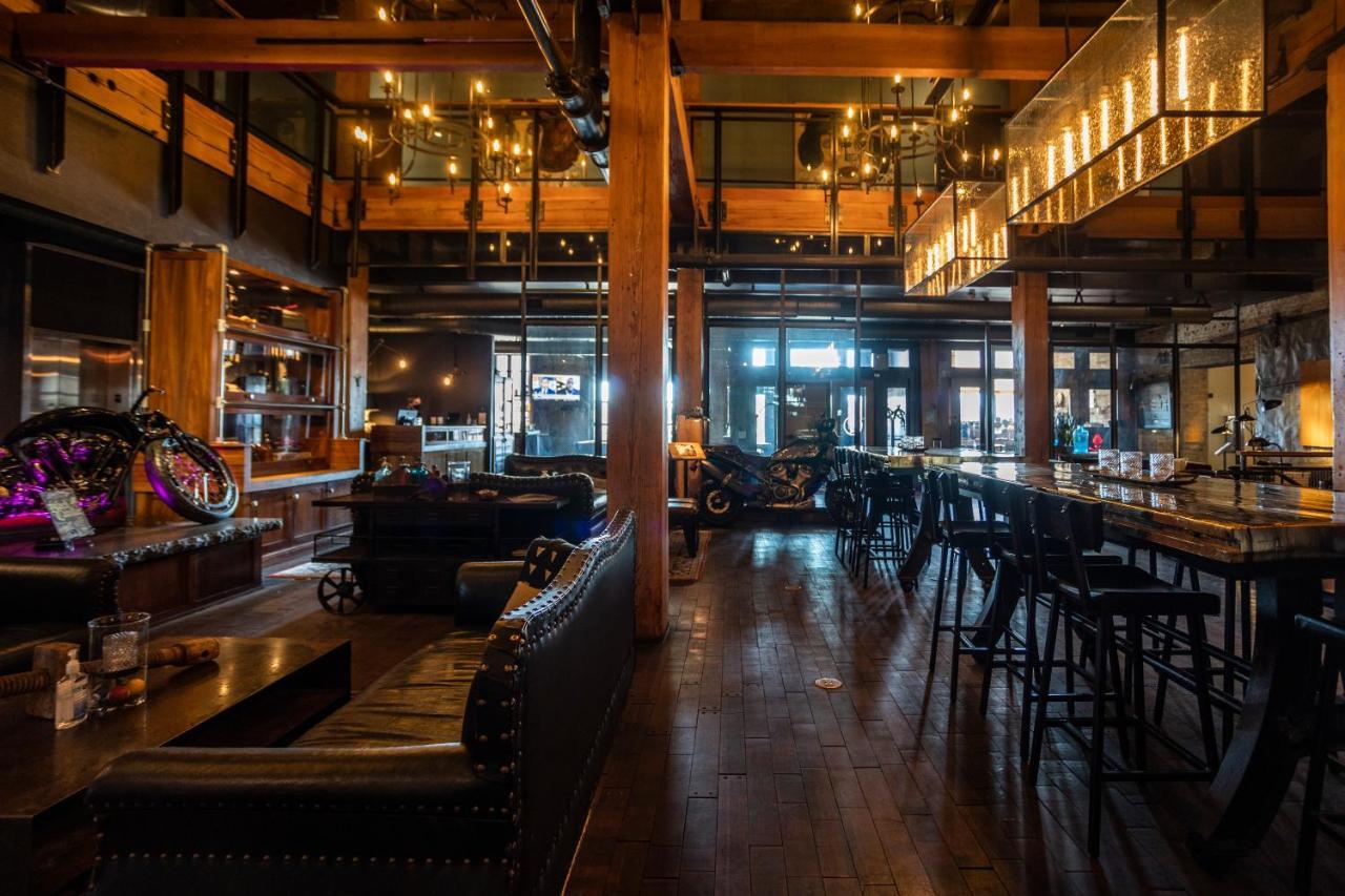 The Iron Horse Hotel (Adults Only) Milwaukee Exterior photo